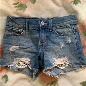 Jeans with lace